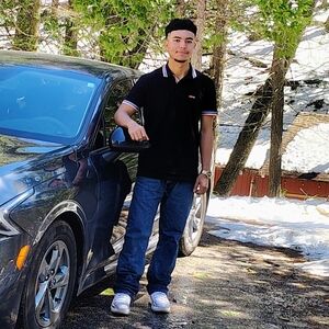 Meet your Posher, Eduardo